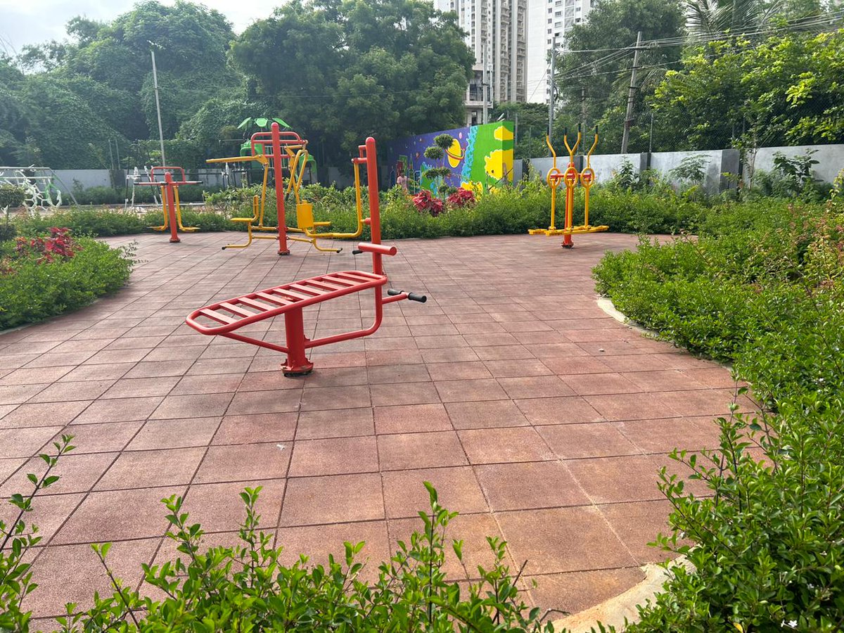 An inclusive gym theme park is all ready which has facilities for men,women,specially abled persons &amp; all age groups. Located at LIG, Lodha road,KPHB . #GHMC #Healthiswealth 

maps.app.goo.gl/VcBc57CfqMNW1U…

<a href="/KTRBRS/">KTR</a>
<a href="/arvindkumar_ias/">Arvind Kumar</a> 
@GadwalvijayaTRS
<a href="/CommissionrGHMC/">Commissioner GHMC</a>