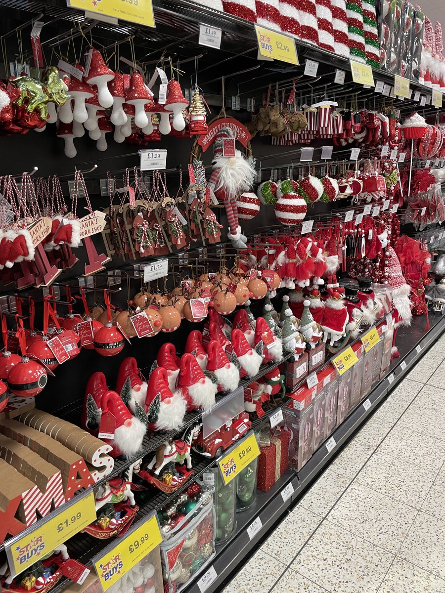 bonesecad's tweet photo. Blimey it’s August !!! https://t.co/OvqKXg3DSs