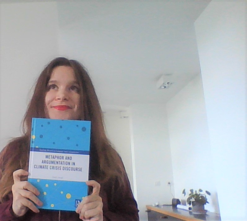 #BookTwitter 📚#BooksWorthReading 😎 #bookstagram 🍹
Metaphor &amp; Argumentation in #ClimateCrisis Discourse - Now in print!
URL -> routledge.com/Metaphor-and-A…
