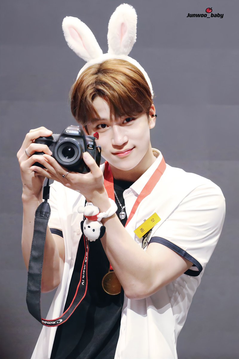🐰📷 진짜 너무 귀여운데...ㅠ

#루네이트 #LUN8 #ルネイト #준우 #junwoo #심준우 #쭈누 #深晙佑