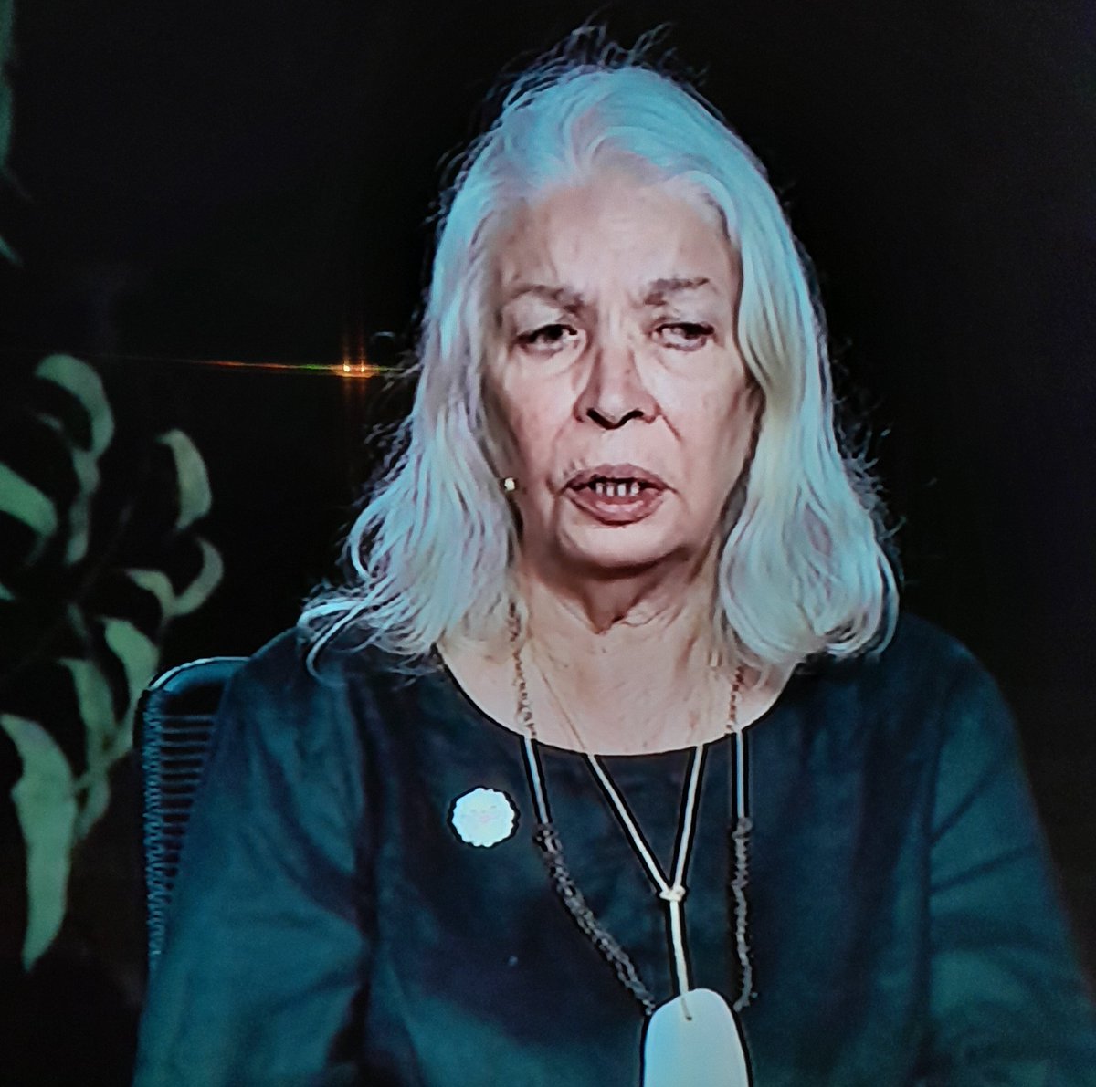 Marcia Langton is a National Treasure. She says First Nations People want The Voice to be enshrined in the Constitution so it can't be abolished on a whim from another government. It makes total sense. Let's do it for them. 🖤💛❤️ #QandA #VoteYesAustralia #VoiceToParliament