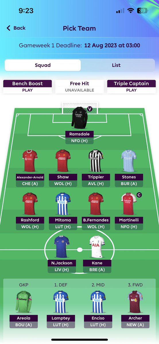 ShxggerZ tweet media