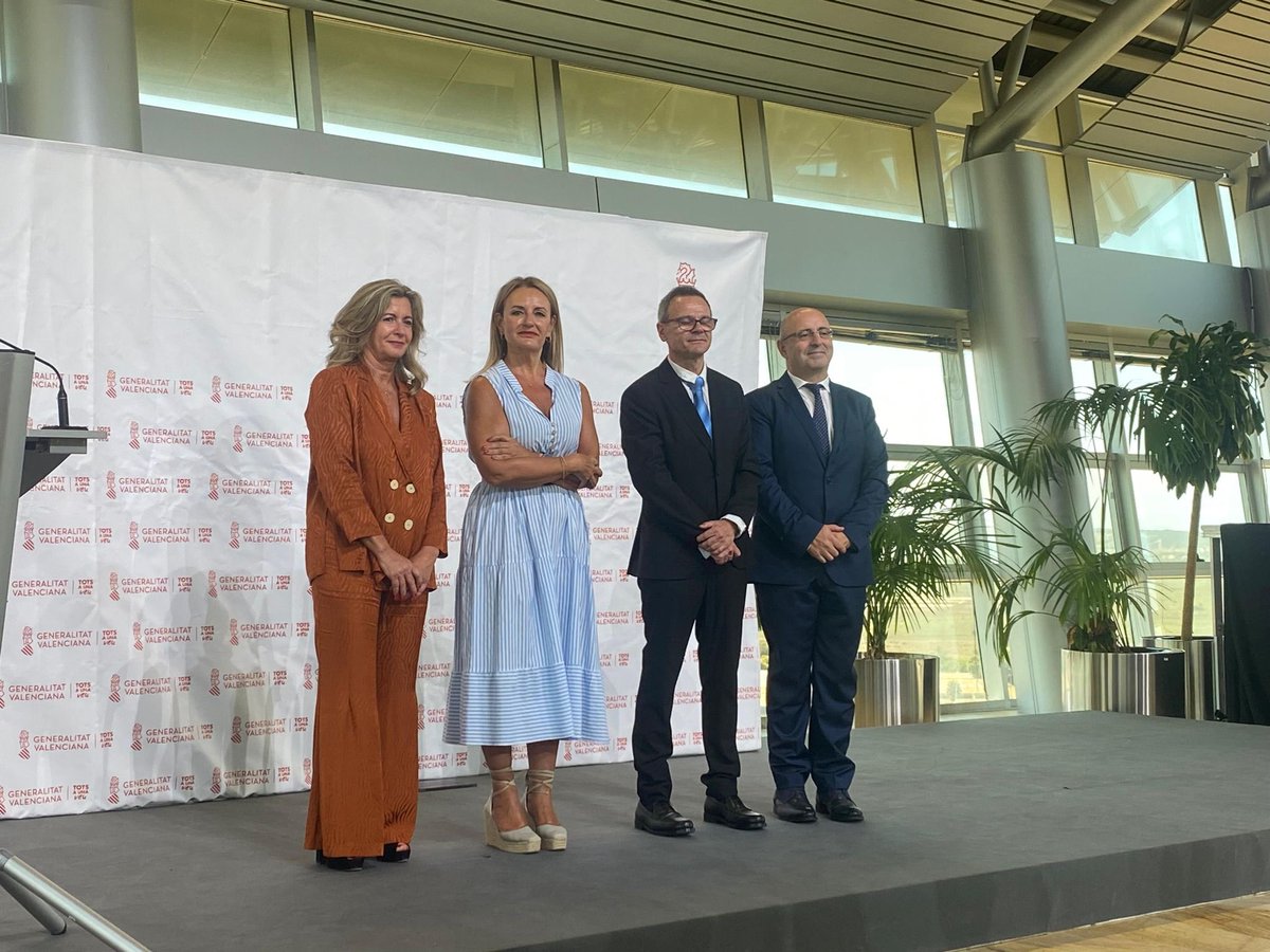 David Santiago tweet media