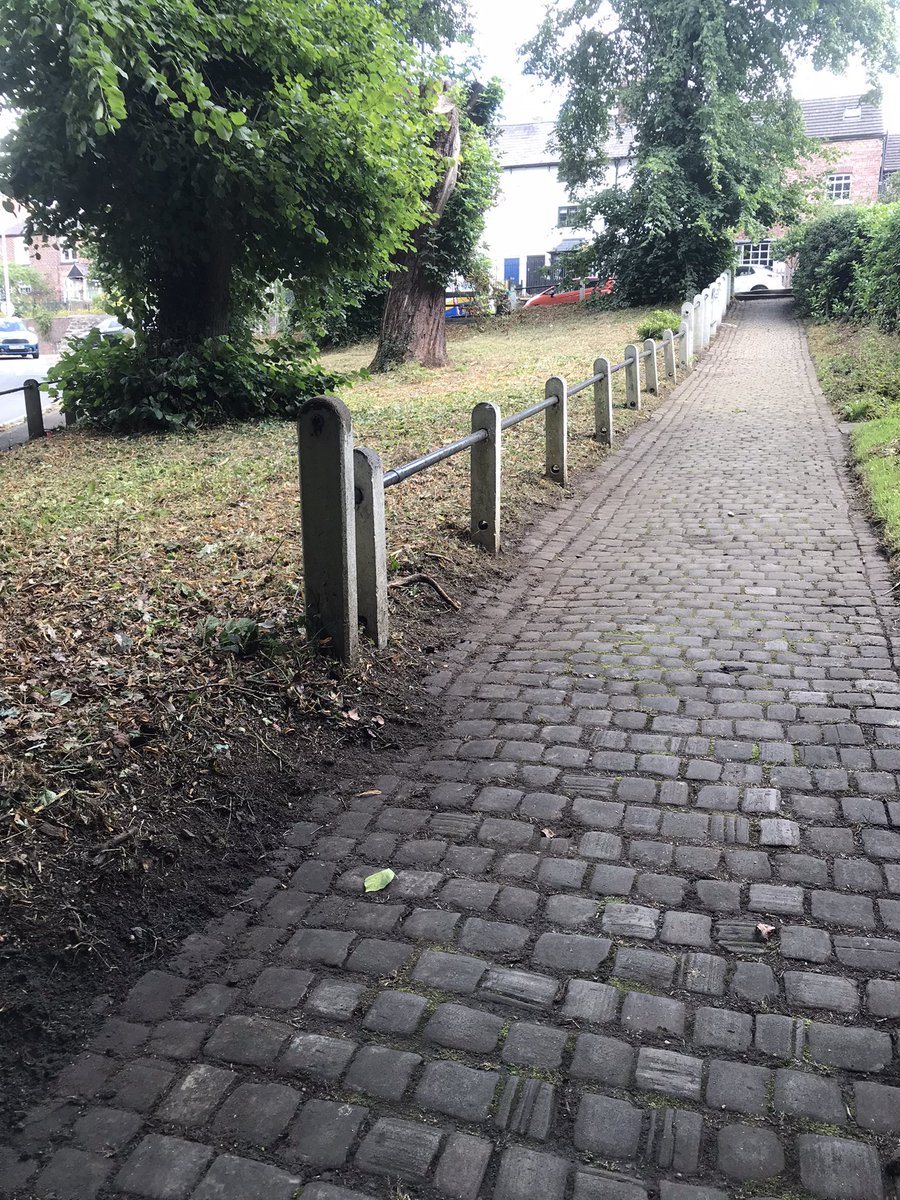 Knutsford Town Ranger tweet media