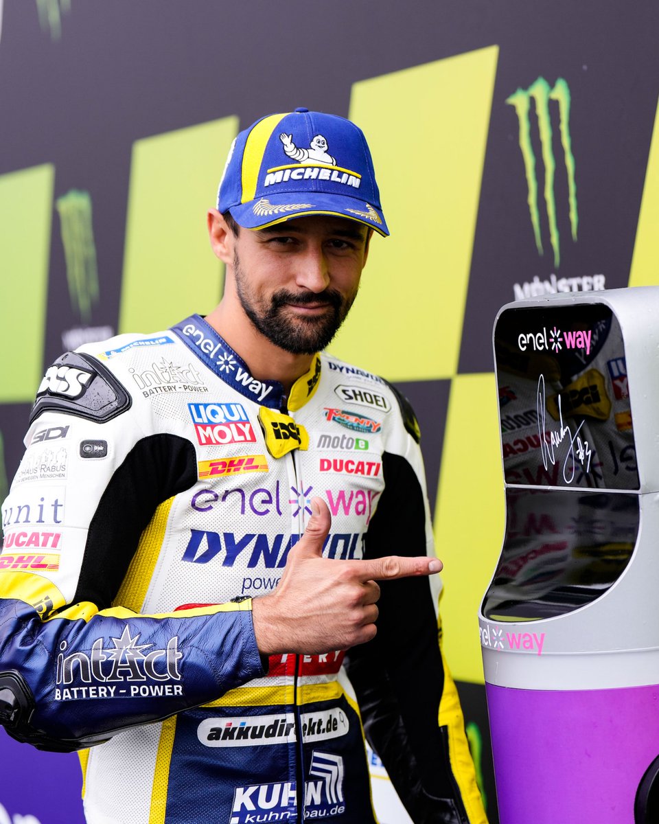 MotoE™ tweet media