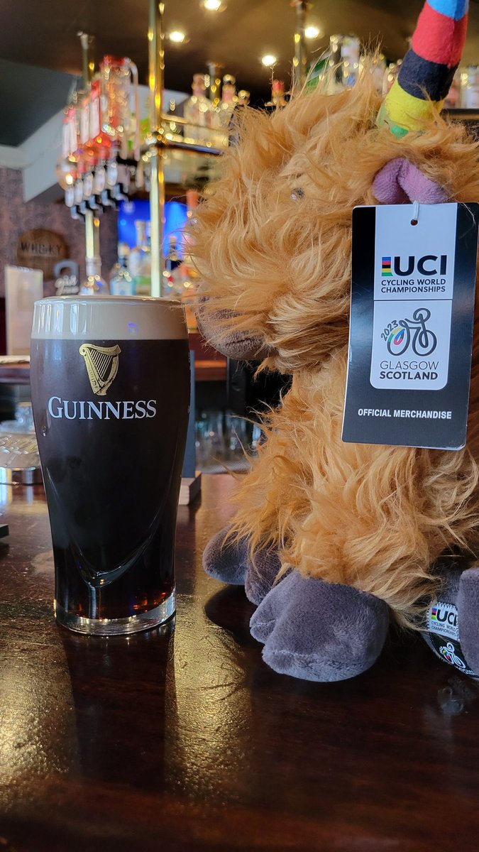 jinjicycles's tweet photo. Watched some junior racing and now decompressing after yesterday's insanity at @CyclingWorlds #glasgowscotland2023 
#PowerOfTheBike https://t.co/g72Ih81QK9
