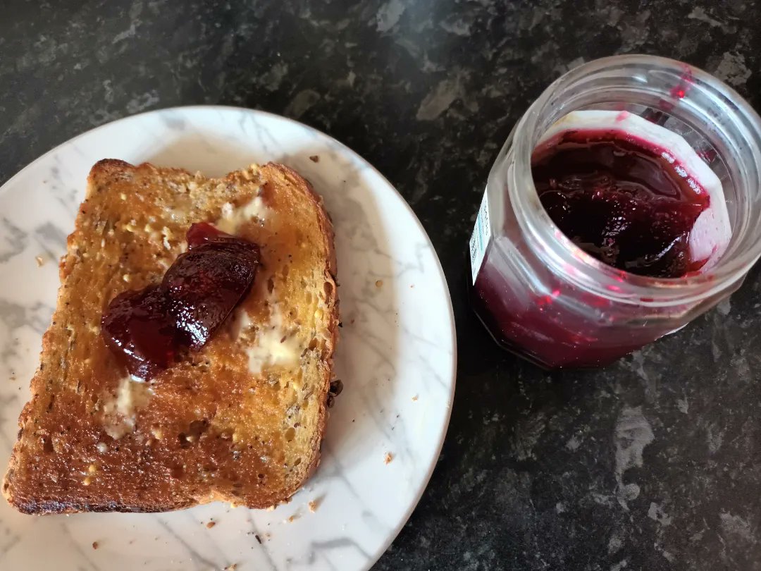 blomers's tweet image. My first ever attempt at making jam turned out a surprising triumph. It's four fifths redcurrant and one fifth blackcurrant. Scrummy. #allotment #redcurrant #blackcurrant #jam