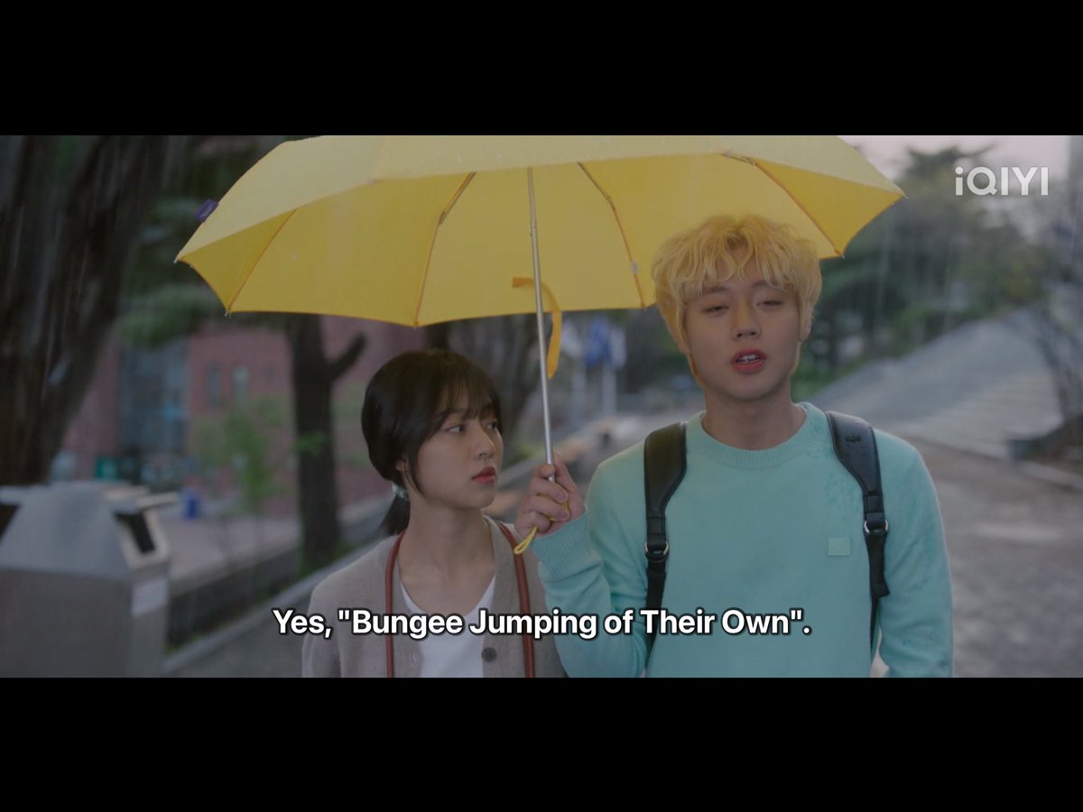 KNimij2's tweet image. Iconic yellow umbrella 🤣🤣🤣

Inhyuk spoiling us for being a crown prince in #UnderTheQueensUmbrella 

#AtaDistanceSpringisGreen
#AtaDistanceSpringisGreenEp2
#ParkJiHoon #KangMinAh #BaeInHyuk