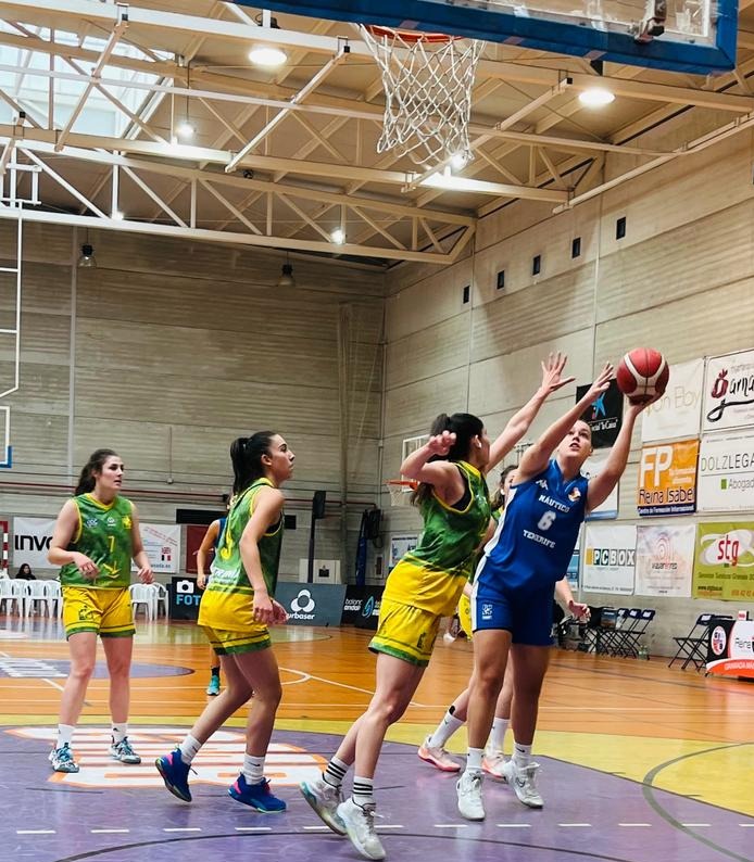 RCNTenerife's tweet photo. 🏀 El juego interior del @RCNT_BALONCESTO se asegura con 𝐀𝐍𝐃𝐑𝐄𝐀 𝐑𝐎𝐃𝐑𝐈́𝐆𝐔𝐄𝐙 

🗨️“Trabajaremos para conseguir el objetivo”

+Info: https://t.co/Ih4nJbVwrD

@deportesctfe
@santacruz_ayto
@DXTenerife
@Deportecanario
@EMMASA_
@hospiten
@CajaCanarias
@cajasiete https://t.co/A1UdgoWdnn