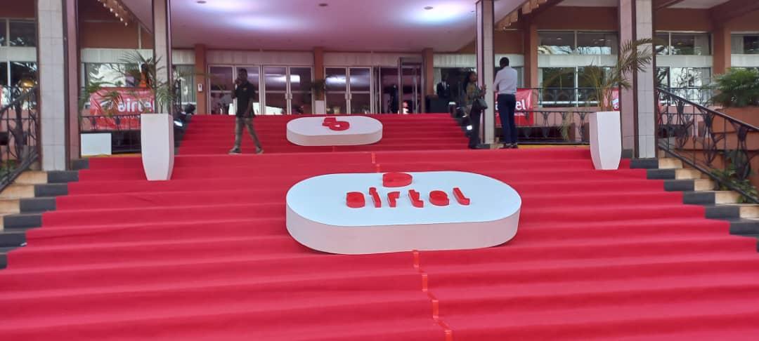Dianpro15's tweet image. Airtel Uganda launches 5G network at Serena Conference Centre-Kampala,Uganda.
@CHRISBARYOMUNS1 @azawedde @KabbyangaB @Hon_Ssebugwawo @Airtel_Ug @NITAUganda1 @MoICT_Ug
#DigitizeUg #ICTWorksUg