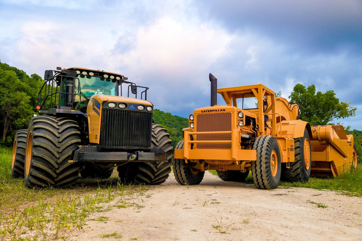 MobileTrackSol's tweet photo. Experiencing earthmoving, 60 years apart! @buildwitt 

#mobiletracksolutions #buildwitt #earthmoving https://t.co/4r4R5fPjwm