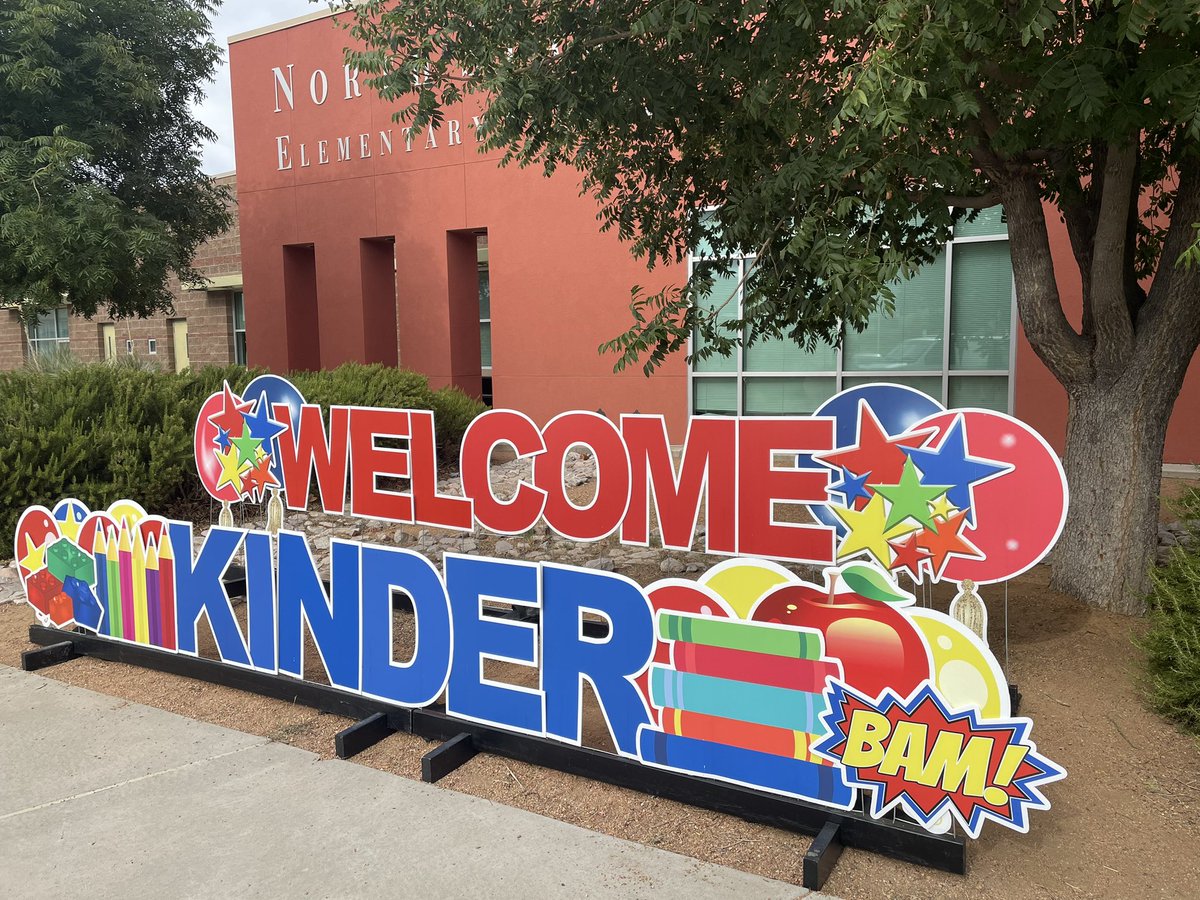 APS_Elementary's tweet photo. Yay for kindergarten! @JMistySmith @ABQschools #APSStartingLine https://t.co/31QNk1xgd0