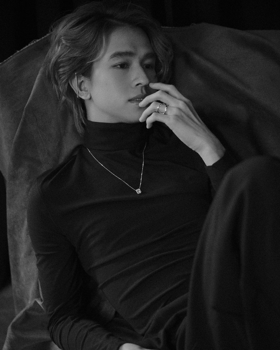 mewmymiracle's tweet photo. ใส่คอเต่ามิดชิดแต่เซ็กซี่เกินแก😭❤️‍🔥

#เจ้าแก้มก้อน #fluke_natouch https://t.co/ojqhj1YIVm