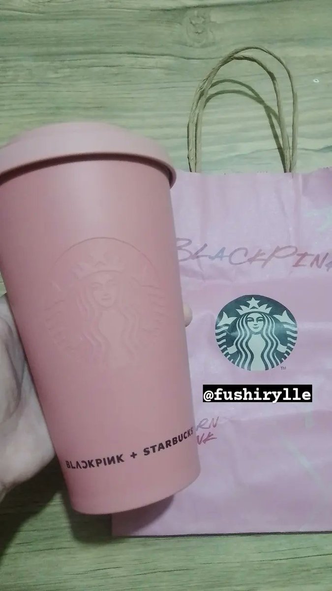fushirylle's tweet photo. finally, rosé's pick arrived safely!! a few delays but resolved it with seller. worth it ang paghahanap, muntikan ko pa sukuan😭 fair price naman and medj sad kasi nabasa yung paperbag dahil sa ulan pero again, it was a good purchase💗 

#WBLPH_FEEDBACKS https://t.co/rU1W4OxLRl