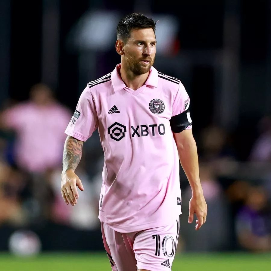 yanekstats's tweet image. Most Free-Kick Goals (Included Direct)
7⃣9⃣ - Marcelinho Carioca 🇧🇷
7⃣5⃣ - Roberto Dinamite 🇧🇷
7⃣2⃣ - Juninho 🇧🇷
6⃣9⃣ - Marcos Assunção 🇧🇷
6⃣8⃣ - Zico 🇧🇷
6⃣7⃣ - Siniša Mihajlović 🇷🇸
6⃣6⃣ - Victor Legrotaglie 🇦🇷
6⃣5⃣ - Pierre van Hooijdonk 🇳🇱
6⃣4⃣ - Lionel Messi 🇦🇷 🆕