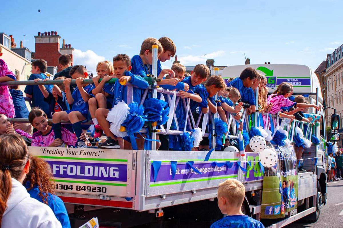 Margate_YouthFC's tweet photo. We all had a fantastic afternoon at @MargateCarnival, the sun was shining the crowds were out, and we even won best youth group in the carnival.
Well done to all our wonder players that made the day so special!
#BestInField https://t.co/IE7jrRbFE6