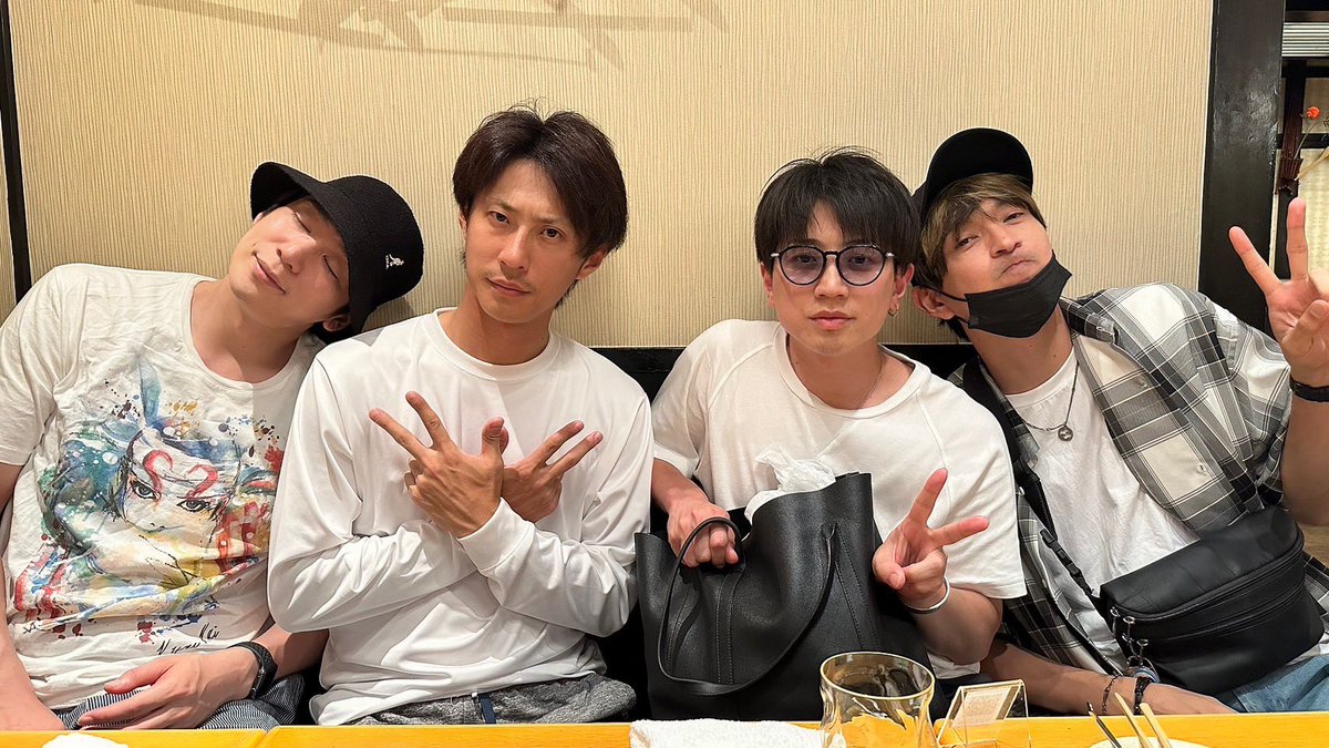 メンズヘラクレス久々の集合。
新たな企画の打ち合わせをしました。