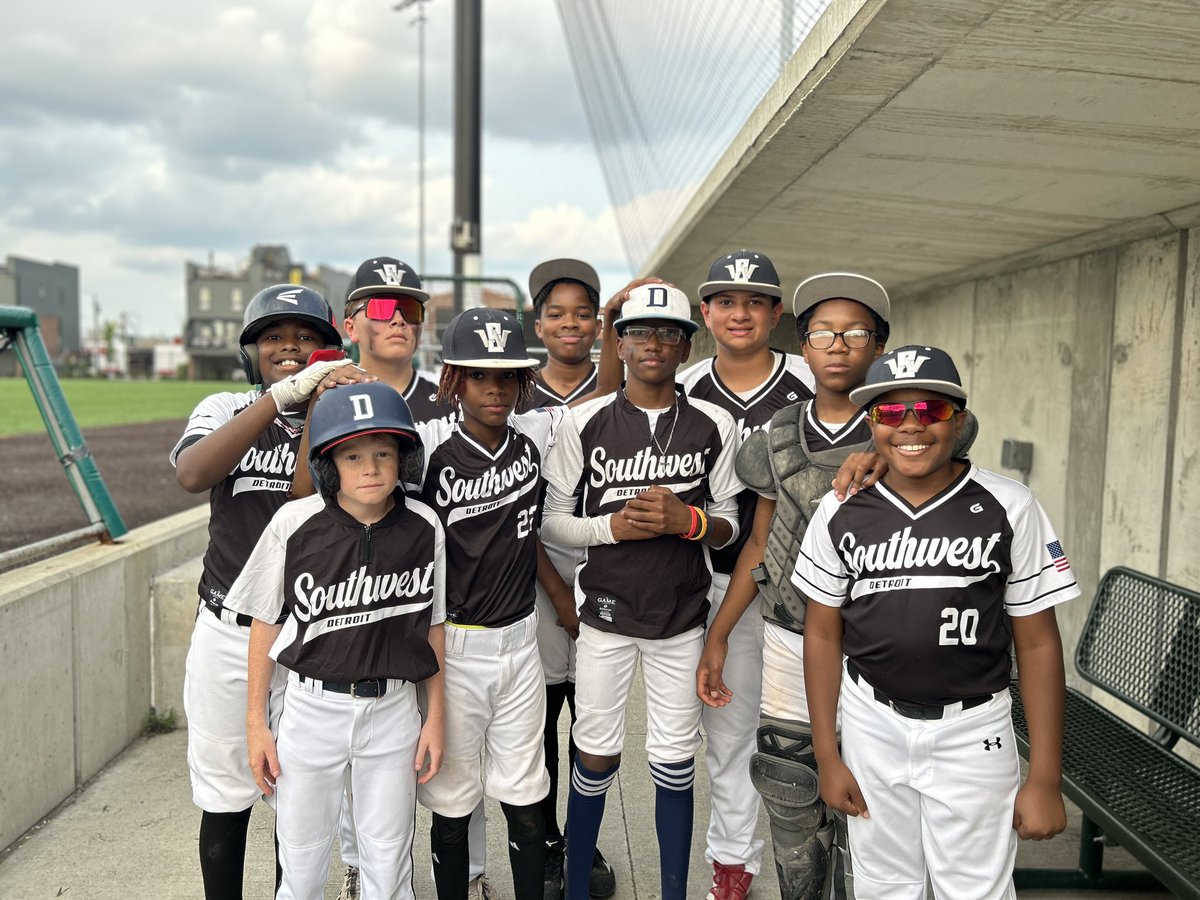 DetroitPAL's tweet photo. Baseball playoffs begin this week! We can’t wait to see some great matchups! ⚾️

#detroitpal #diamondsports https://t.co/gEbaK0GSTu