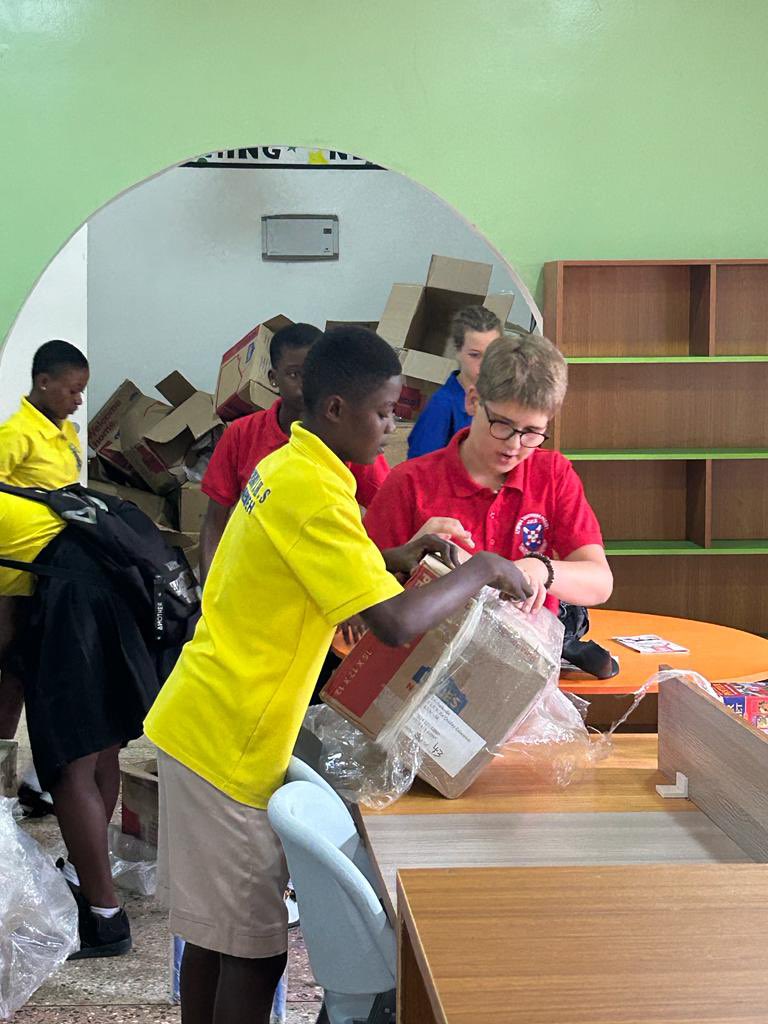 CLICKfqe's tweet photo. Exchange students from Murnau, Germany, with their Atwima Takyiman partners unpacking and sorting books for our library! 

Commissioning/Grand Opening coming soon! 😊 

@clickfqe https://t.co/7JEEXto1ny