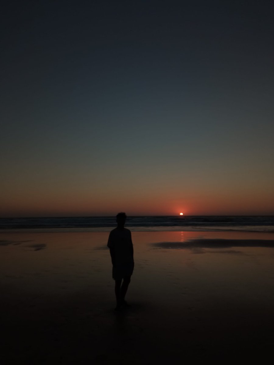 jxrge21's tweet photo. Por do sol>>>>> https://t.co/hz5Rd9VSiU