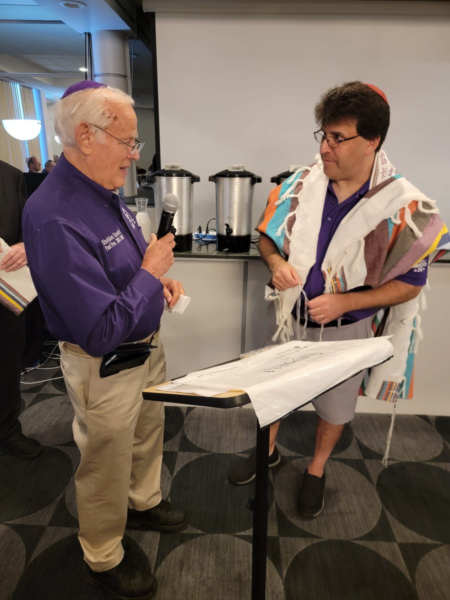 FJMC New York Metro Region Past President, Shelly Handel presents Incoming New York Metro Region President, Shea Lerner with his tallit.
#fjmcnymetro #fjmc2023 #FJMC_hq #FJMC #leadership #communitybuilding #friendship #community #communitystrong