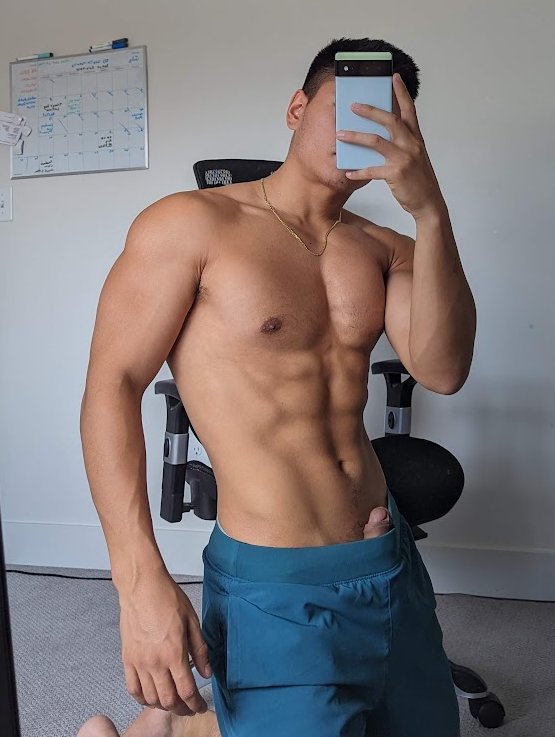 do u see it? 😈 more in comments... #fitness