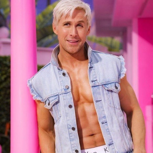 PedroPascalNews's tweet image. Ken                           Ken me dera