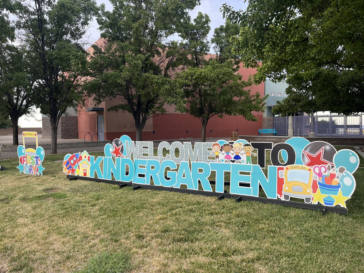 DEESPrincipal's tweet photo. Today is the day!! Our littlest eagles start!! I can’t wait for our eagle family to be complete 🥰 #DoubleEagleSOARs @ABQschools @APS_Elementary https://t.co/axblHUupx5