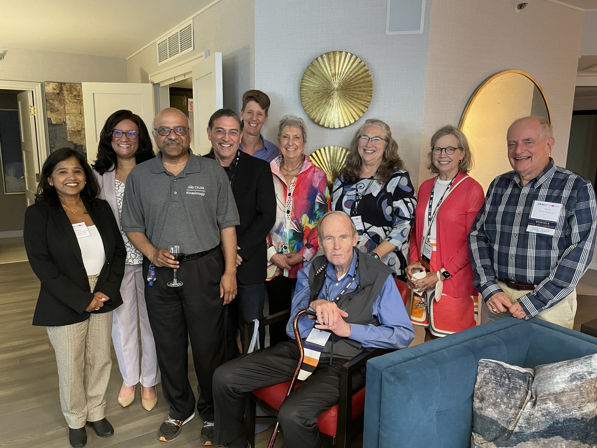 ASA Presidents - past, present and future! <a href="/AmstatNews/">ASA</a> #JSM2023 <a href="/BonnieStats/">Bonnie GhoshDastidar</a> <a href="/sas3pantula/">Sastry G. Pantula</a>  <a href="/censusdirector/">Census Bureau Director</a>