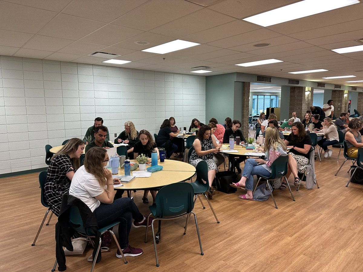 Tom Burton tweet media