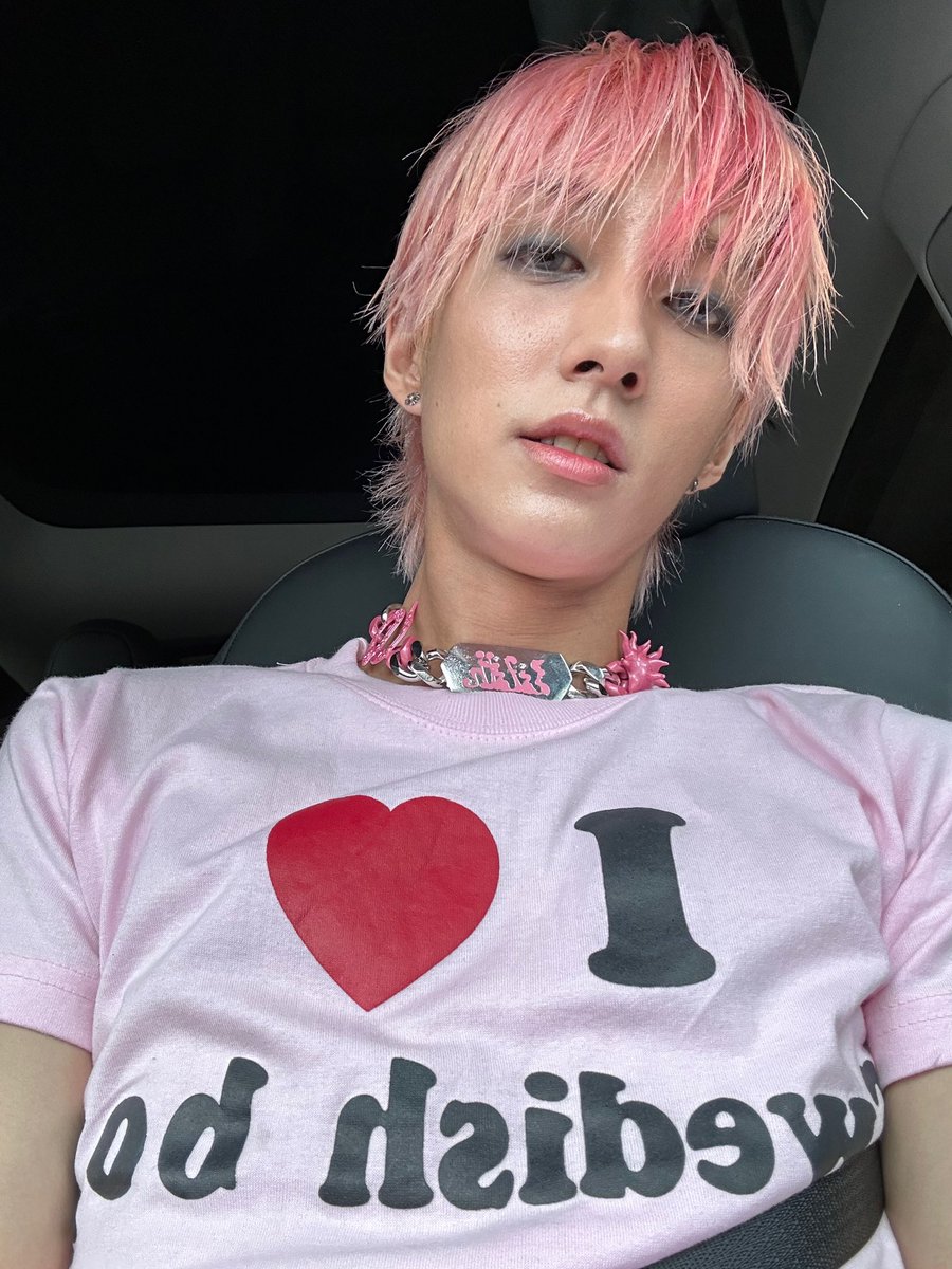 HOLLAND_vvv's tweet photo. i love (all races) boy❤️ https://t.co/6Ee9qFzE8q