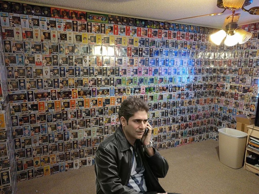 gabagoolmarx's tweet photo. There’s a whole wall of them, T. They’re little dolls with black soulless eyes and giant heads and they’re all in the original packaging. They got everything and everyone, Ghostbusters, Ninja Turtles, they even got us. I don’t think they’re worth nothing though. https://t.co/JpViMEU7Ia