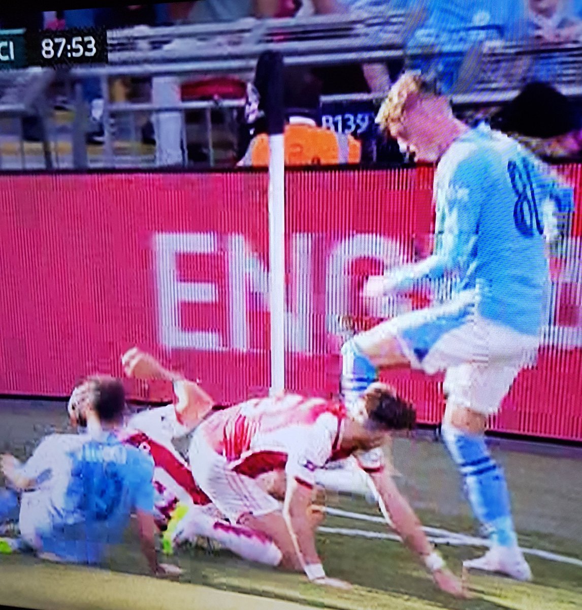 PaulDAFC's tweet photo. #ARSMCI #CommunityShield
Just Watched the game back from Yesterday
I Thought we were Loud Yesterday
But Wow
City support is really Shit
@FA_PGMOL #bias is evident going into another season How did #Rodri not get a card from #stuartatwell Or #Palmer for pushing Trossard & stamp https://t.co/ROgqsjaiom