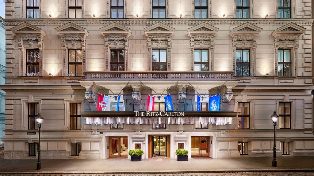 Areen Design ๐ (@areendesign) on Twitter photo Join us in celebrating this recognition of our work in <a href="/sleepermag/">Sleeper Magazine</a>! ๐ Together, we're shaping a world where history and modern luxury intertwine seamlessly.
#AreenDesign #HistoricRenovations #AdaptiveReuse #HospitalityDesign #LuxuryTravel
ow.ly/eQJc50PtXbP Join us in celebrating this recognition of our work in <a href="/sleepermag/">Sleeper Magazine</a>! ๐ Together, we're shaping a world where history and modern luxury intertwine seamlessly.
#AreenDesign #HistoricRenovations #AdaptiveReuse #HospitalityDesign #LuxuryTravel
ow.ly/eQJc50PtXbP