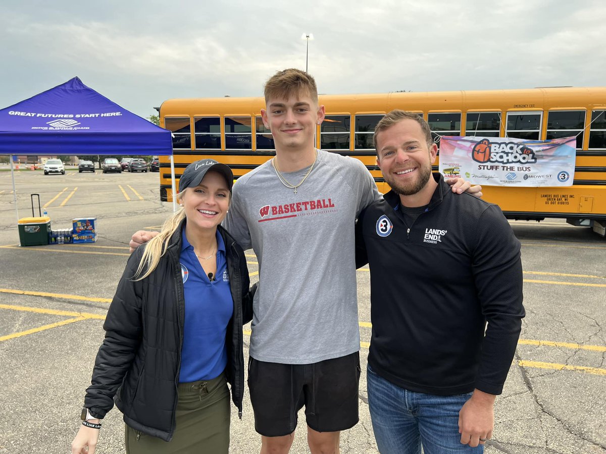 Josh Spreiter (@joshspreitertv) on Twitter photo STUFF THE BUS 🚌
What a special morning to have <a href="/CEssegian/">Connor Essegian</a> of <a href="/UWBadgers/">Wisconsin Badgers</a> Men's Basketball joining us as we are collecting school supplies for the <a href="/BGCDC/">Boys & Girls Clubs of Dane County</a>. ✏️📚
channel3000.com/news/help-news…
<a href="/news3leah/">Leah Linscheid</a> <a href="/WISCTV_News3/">News 3 Now / Channel 3000</a> <a href="/BadgerMBB/">Wisconsin Basketball</a> <a href="/MetcalfesMarket/">Metcalfe's Market</a> <a href="/LamersBusLines/">Lamers Bus Lines</a> STUFF THE BUS 🚌
What a special morning to have <a href="/CEssegian/">Connor Essegian</a> of <a href="/UWBadgers/">Wisconsin Badgers</a> Men's Basketball joining us as we are collecting school supplies for the <a href="/BGCDC/">Boys & Girls Clubs of Dane County</a>. ✏️📚
channel3000.com/news/help-news…
<a href="/news3leah/">Leah Linscheid</a> <a href="/WISCTV_News3/">News 3 Now / Channel 3000</a> <a href="/BadgerMBB/">Wisconsin Basketball</a> <a href="/MetcalfesMarket/">Metcalfe's Market</a> <a href="/LamersBusLines/">Lamers Bus Lines</a>