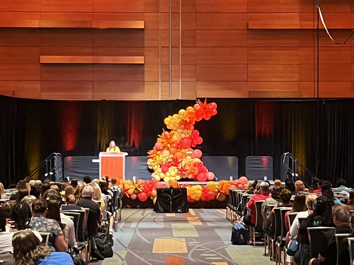 Charlie Hinsch tweet media