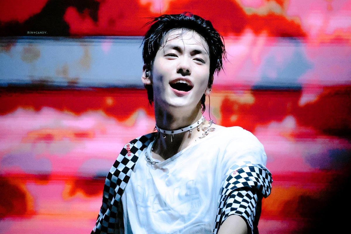 SmintcandyB's tweet photo. 230805 in #Lollapalooza 2023 
#수빈 #투모로우바이투게더 #SOOBIN #TXT #Lolla #Lolla2023 #TXTPALOOZA https://t.co/ud3MfbYqOW