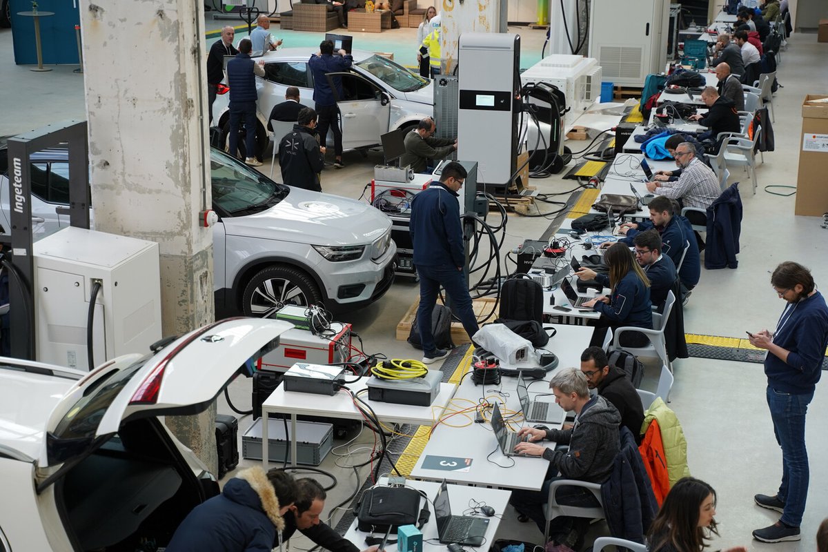 Register now! The Open Charge Alliance is happy to inform you that we will be organizing an exciting event in the third week of September. It will start with a symposium on electrifying and charging aviation, followed by a two-day #OCPP #Plugfest openchargealliance.org/news/register-…