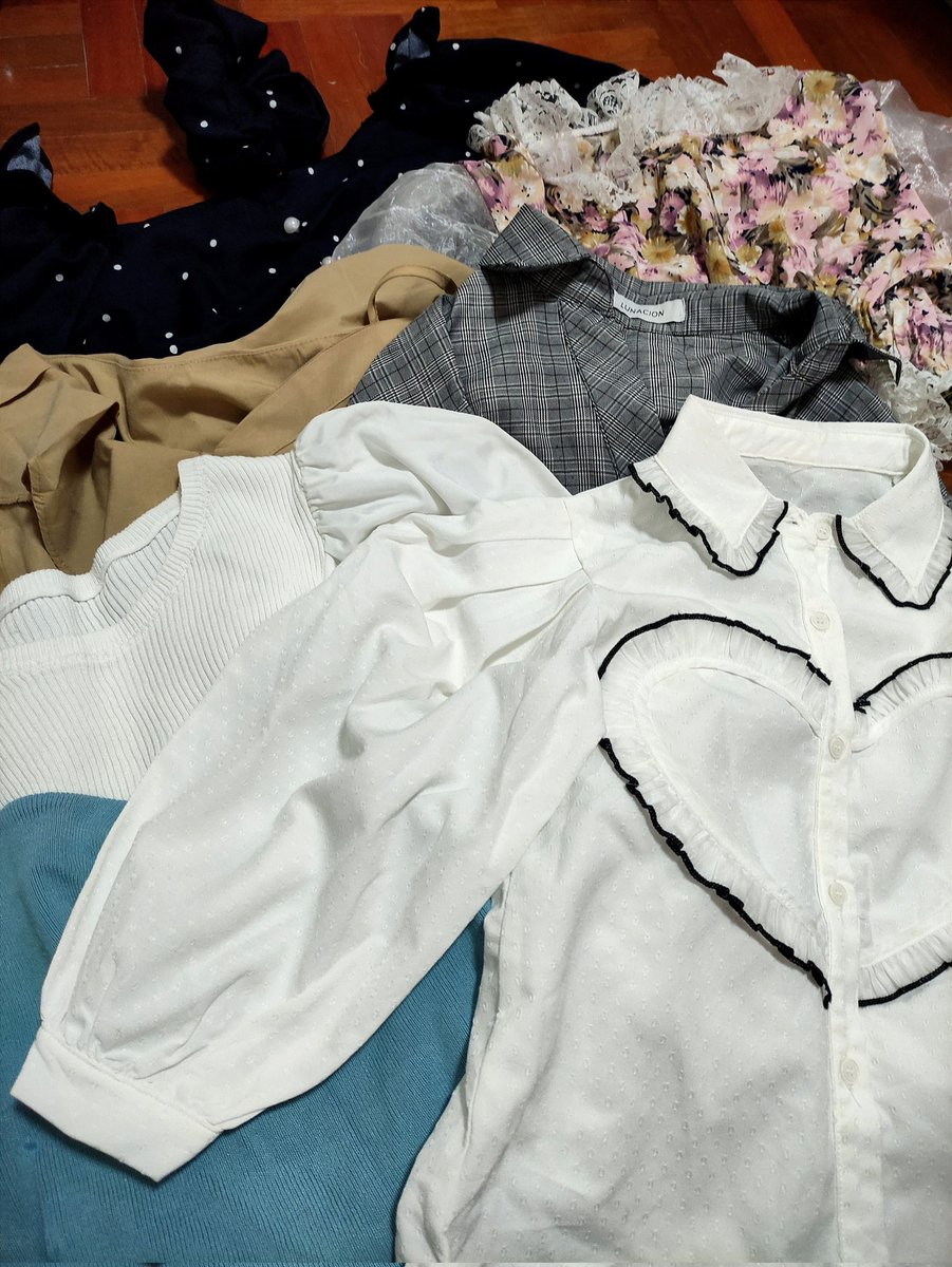 dbUx02's tweet photo. 💖ส่งต่อเสื้อผ้า กางเกง หนังสือ สกินแคร์ อื่น ๆ ค่าา
📦ค่าส่ง 1-2 ตัว 35 / 3 ตัวขึ้นไปค่าส่งเหมา 45 ค่ะ
💲ราคา 0-159 ค่ะะ
มีแจกค่า ✨

#ส่งต่อ #ส่งต่อเสื้อผ้า #ส่งต่อสกินแคร์ #ส่งต่อหนังสือ #โล๊ะตู้ #ส่งต่อเสื้อผ้ามือสอง #ส่งต่อเสื้อผ้ามือสองสภาพดี #ส่งต่อกางเกง #พร้อมส่ง #แจก https://t.co/kBsCpLsW9Z