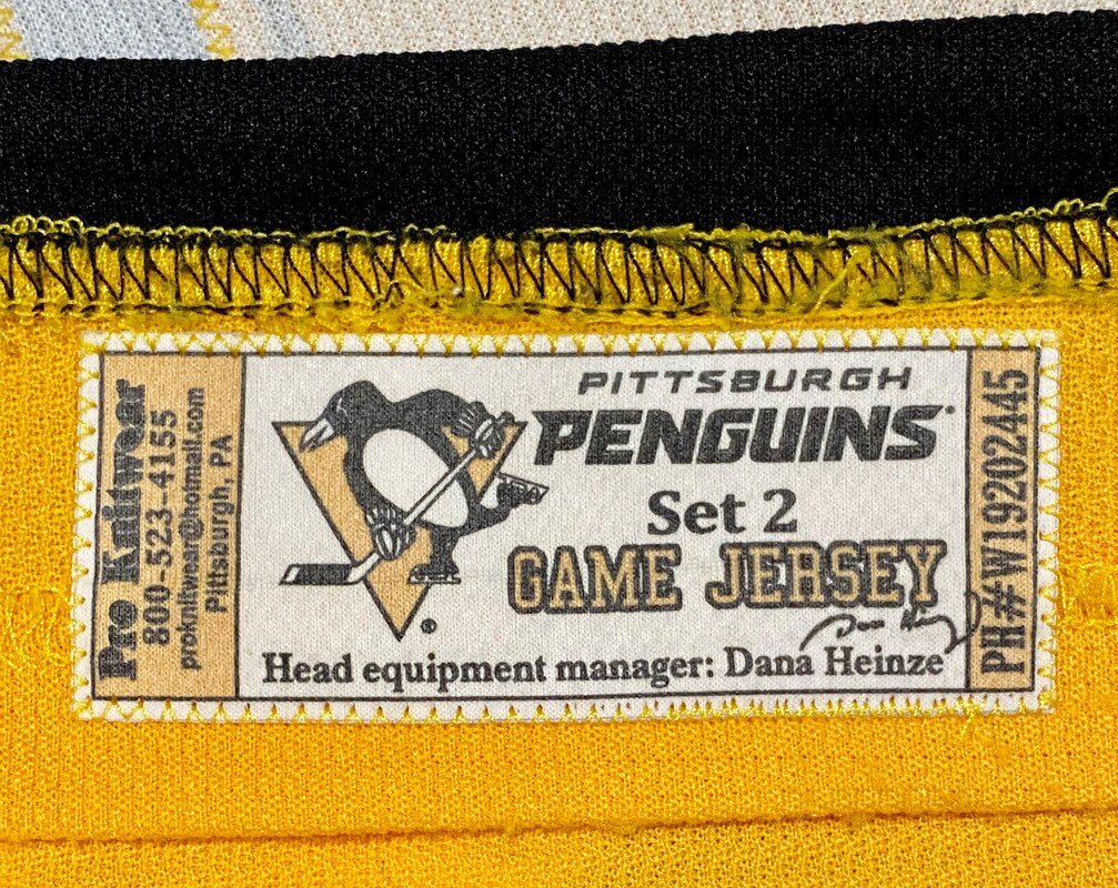 PensVault's tweet photo. Happy Birthday to @penguins captain, Sidney Crosby. 

Sidney Crosby’s 2019-20 Road Set 2 Game Worn Jersey. 

Worn for 15 game, including 8/7/20 vs MTL. 

#LetsGoPens https://t.co/qoCZT6K7wD