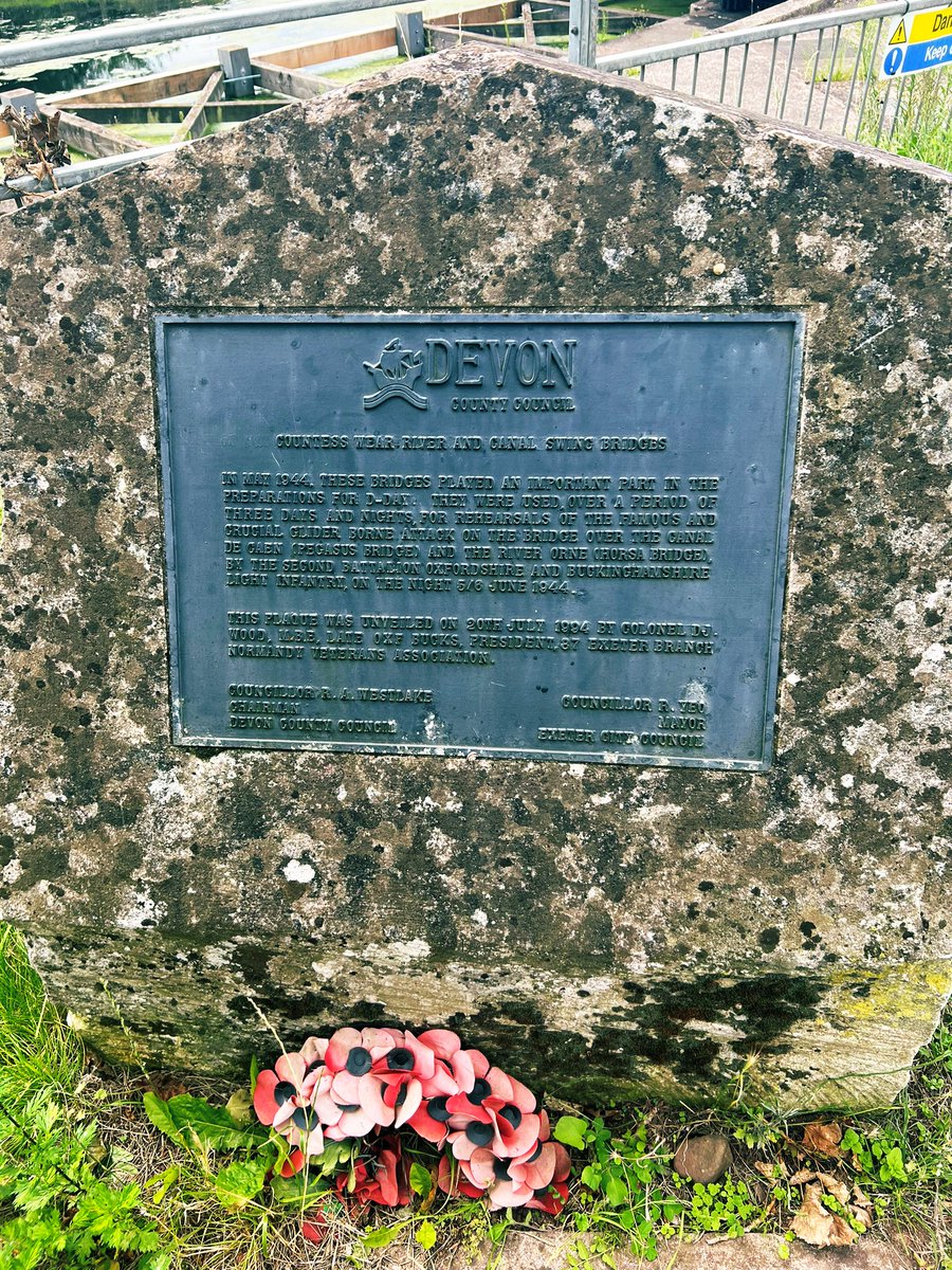 Mr_John_Harvey_'s tweet photo. Another day, another yomp… Today I stopped at the #ExeterCanal Bridges as I headed on towards @TurfLocksPub - where there’s a memorial to the heroes who took the bridges over the Caen Canal & River Orne on #DDay… Infantry practiced for the raid in #Exeter… #LoveExeter https://t.co/AkeKXa6uMd