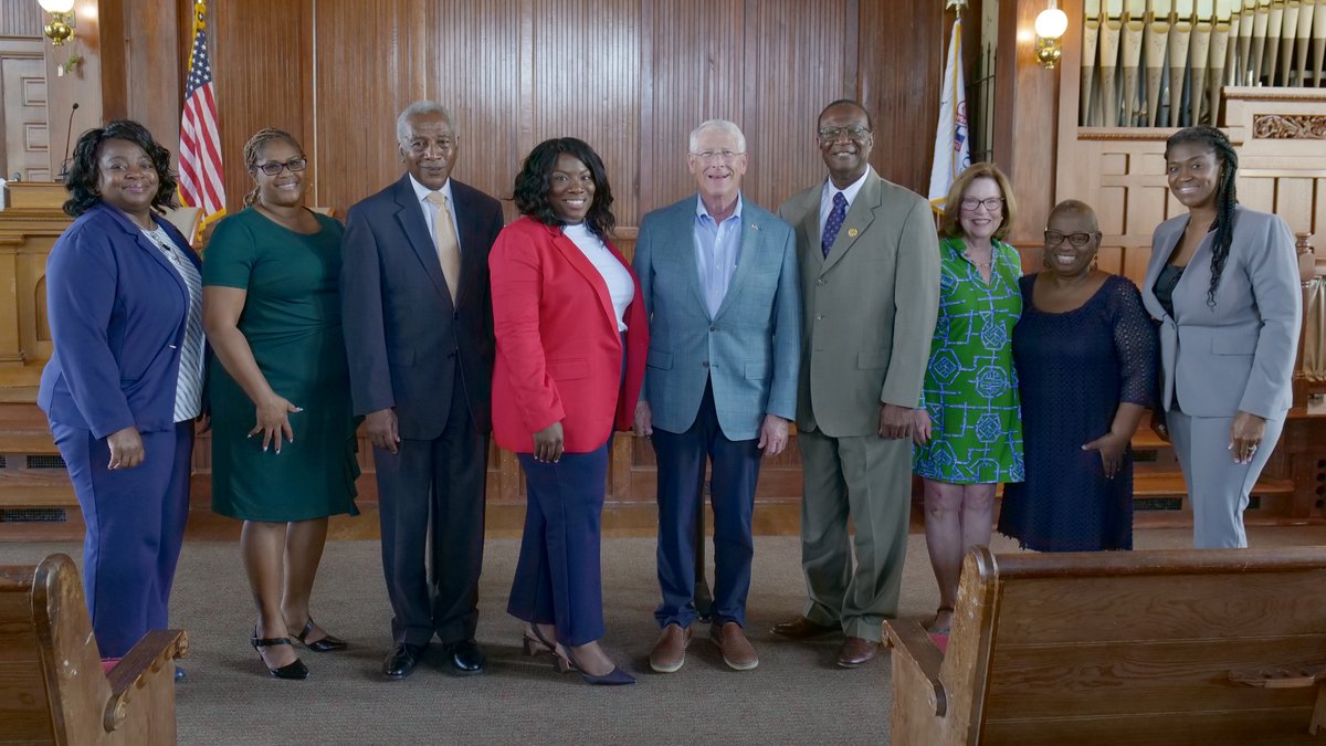 Tougaloo College and Tougaloo College Research and Development Foundation Host Productive Meeting with United States Sen. Roger F. Wicker

Read more bit.ly/3OKxYYR