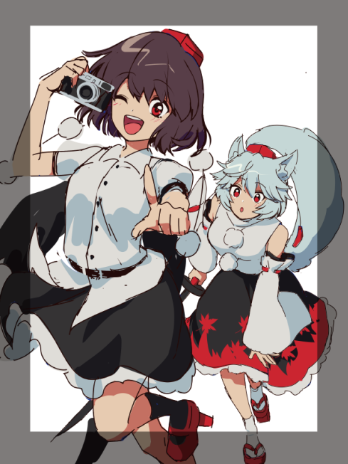 今日の進捗 アニメっぽいイメージであややと椛描くぞ 一日でラフが描けてうれしい～いつも三日くらいかかるので