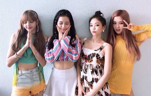 JennieDCGallery's tweet photo. 세계 최고 멋진 네명의 소녀들 7주년 축하해
블링크는 언제나 블랙핑크 곁에서 응원할게

ALWAYS WITH BLACKPINK
#7YearsWithBLACKPINK
#FOUReverWithBlackpink
#일곱살_블랙핑크_일평생_함께할게 https://t.co/OUCbQwEHTm