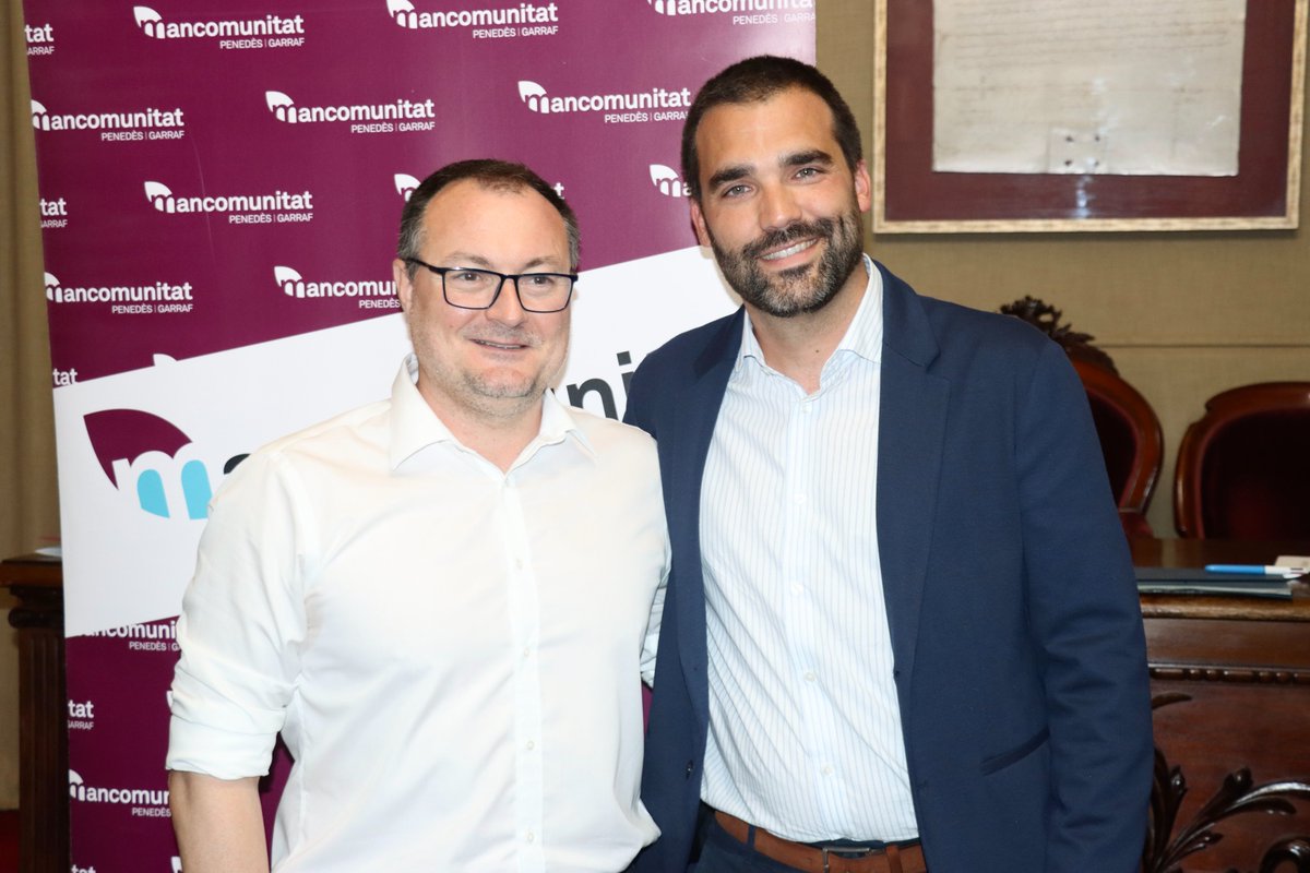 mancomunitatPG's tweet photo. 🟧📷 @juanluisruizvng alcalde de Vilanova i la Geltrú, escollit nou president @mancomunitatPG
en l'assemblea de constitució celebrada aquest dilluns al saló de plens de l'Ajuntament #vng
@ajuntamentvng #mancomunitatPG #vegueriapenedes #penedes #garraf https://t.co/RrDcM9eXjB