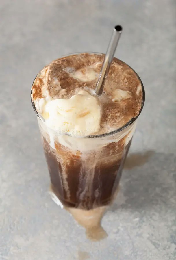 Ce restaurant fait son propre Coca Cola depuis 97 ans, et ajoute même une boule de glace 😃 bit.ly/3YvWW1C