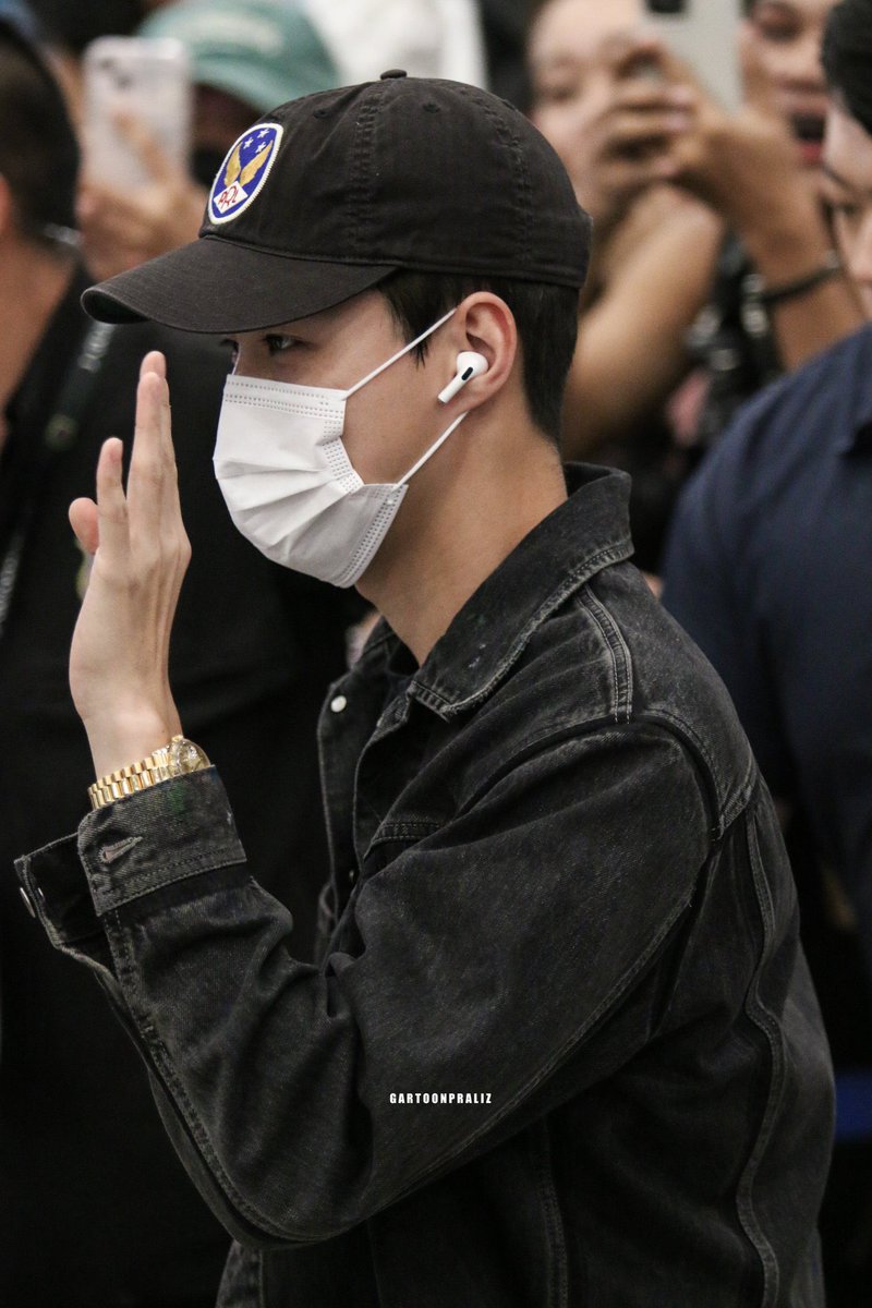 xunqi_indonesia's tweet photo. 230807 | AIRPORT PREVIEW ✨

GINI DOANG CAKEP YAK OH SEHUN🥺🧡🧡🧡

cr on pict
#SEHUN #세훈 #엑소세훈 https://t.co/9q8fgdN749