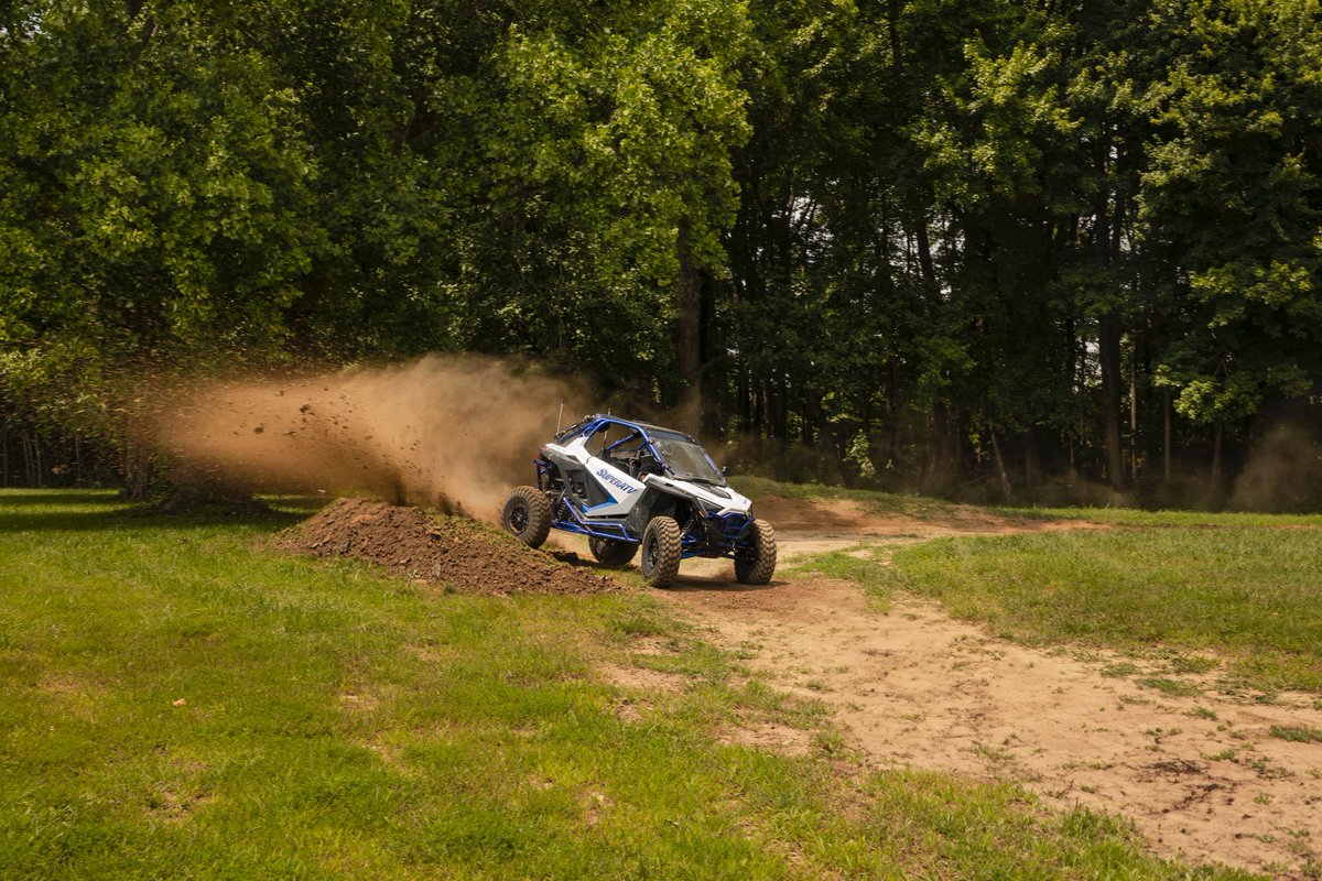 superatvtweet's tweet photo. โฉ Adding this #SuperATV 3" #Chromoly Long Travel kit to our #PolarisRZR #ProXP allowed us to get around the track faster than the weekend goes by! With #RhinoAxles and @KellerPerformanceProducts #BallJoints, we could do it with no worries! ๐ช๐ #SATVsuspension #BuiltforBattle https://t.co/nQvCWnO6No