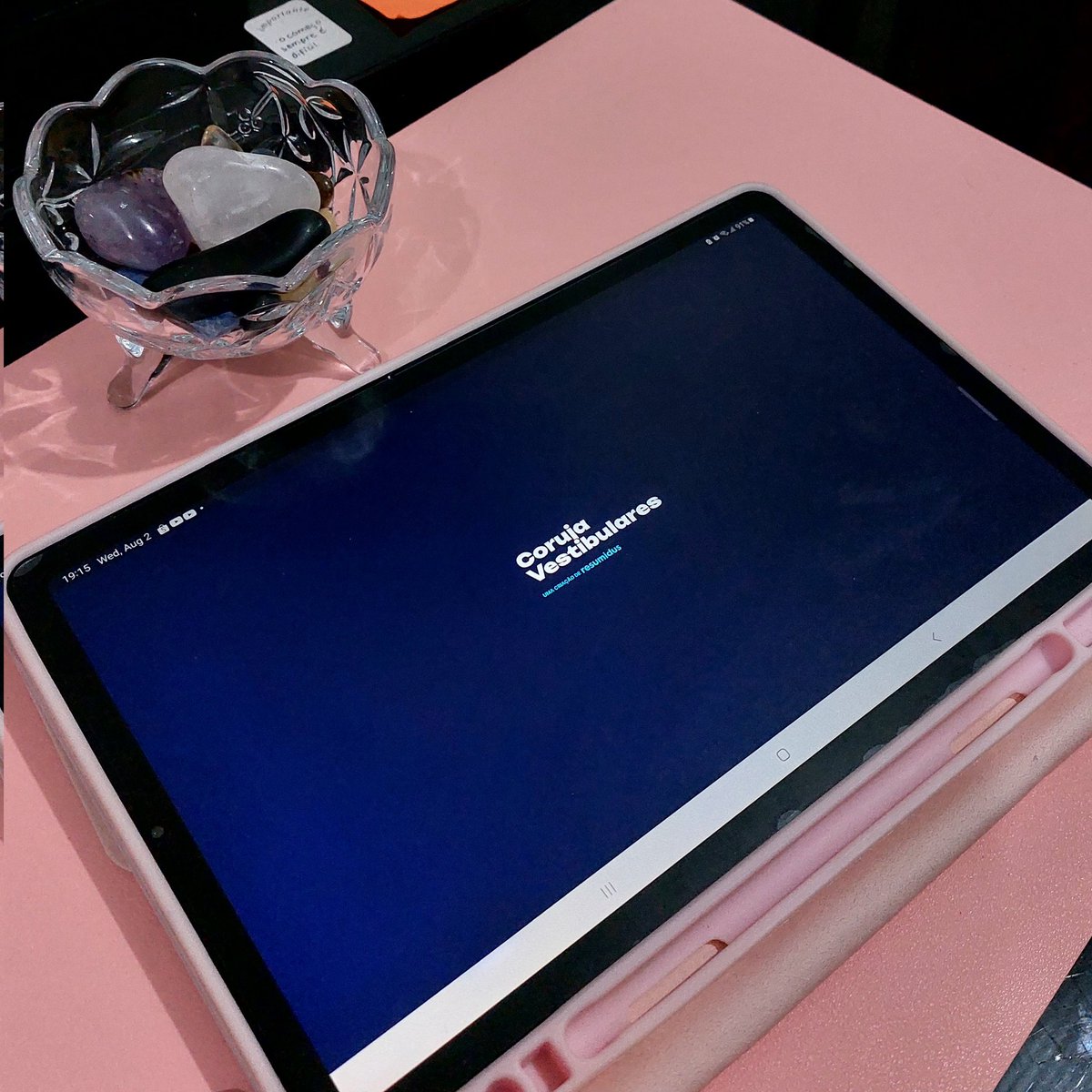 studythena's tweet image. ⊹⋰ 🦉💙 aplicativo de estudos GRATUITO que vai te ajudar em QUALQUER ASSUNTO! ; uma thread sobre a coruja vestibulares e como você pode usar somente ela pra estudar pro enem