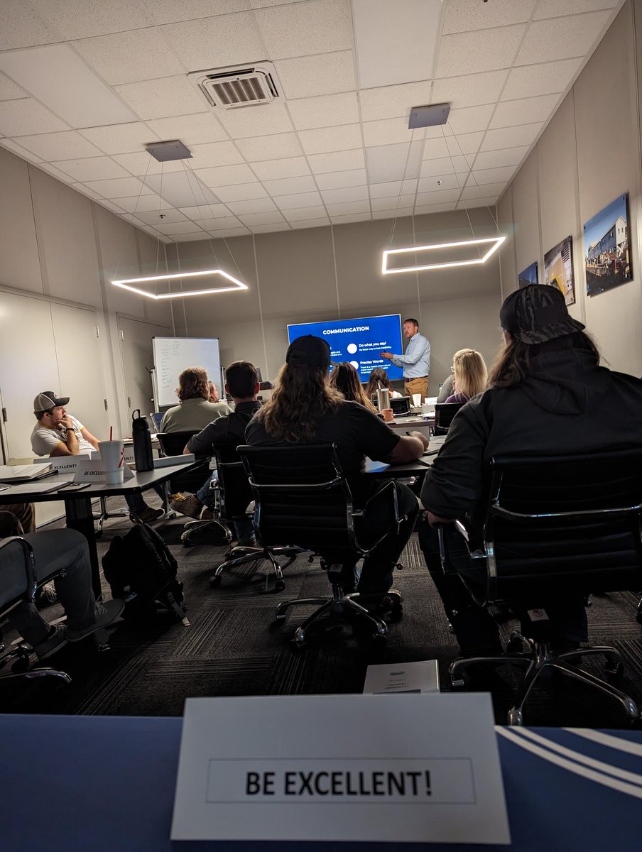 PanelBuilt's tweet photo. We kicked off 10 weeks of leadership training this past Friday with North Georgia Technical College's incredible instructor Craig Oglesby! πͺ Here's to learning and growing together! #LeadershipTraining #Teamwork #Learning #Growing #NorthGeorgiaTech https://t.co/zv7KDAKznC